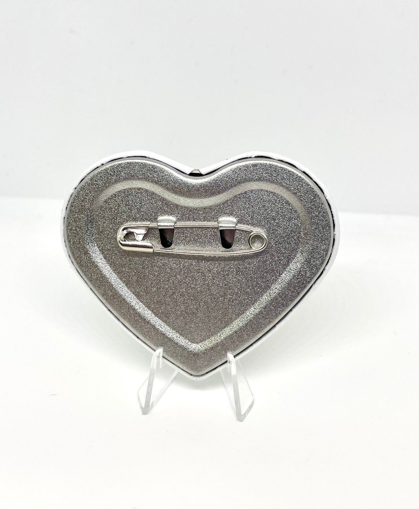 Judging Shiba Inu Heart-Shaped Tinplate Badge