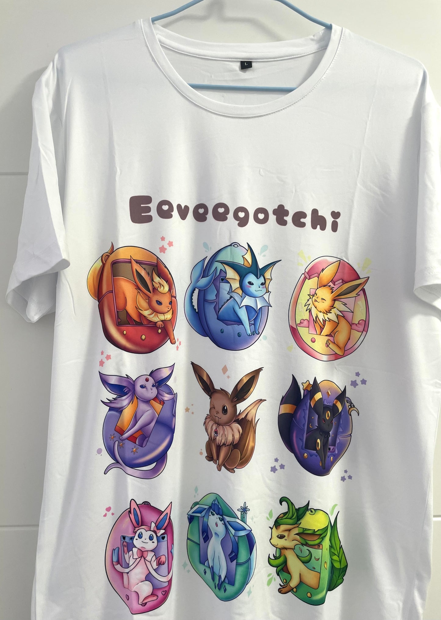 Eeveegotchi Tshirt Size L